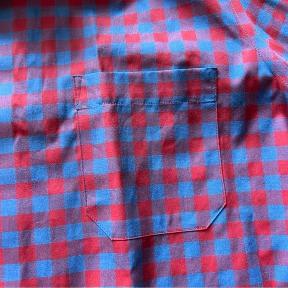 Stylish Red and Blue Checkered Men's Shirt - Picture 3 of 6
